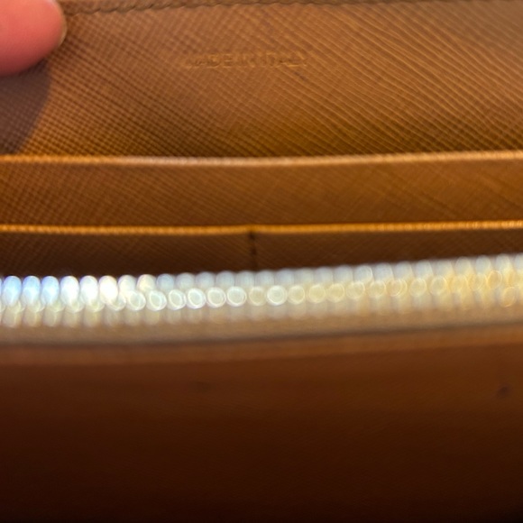Authentic Vintage Prada Caramel Wallet - Picture 11 of 12